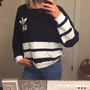 Adidas crew neck